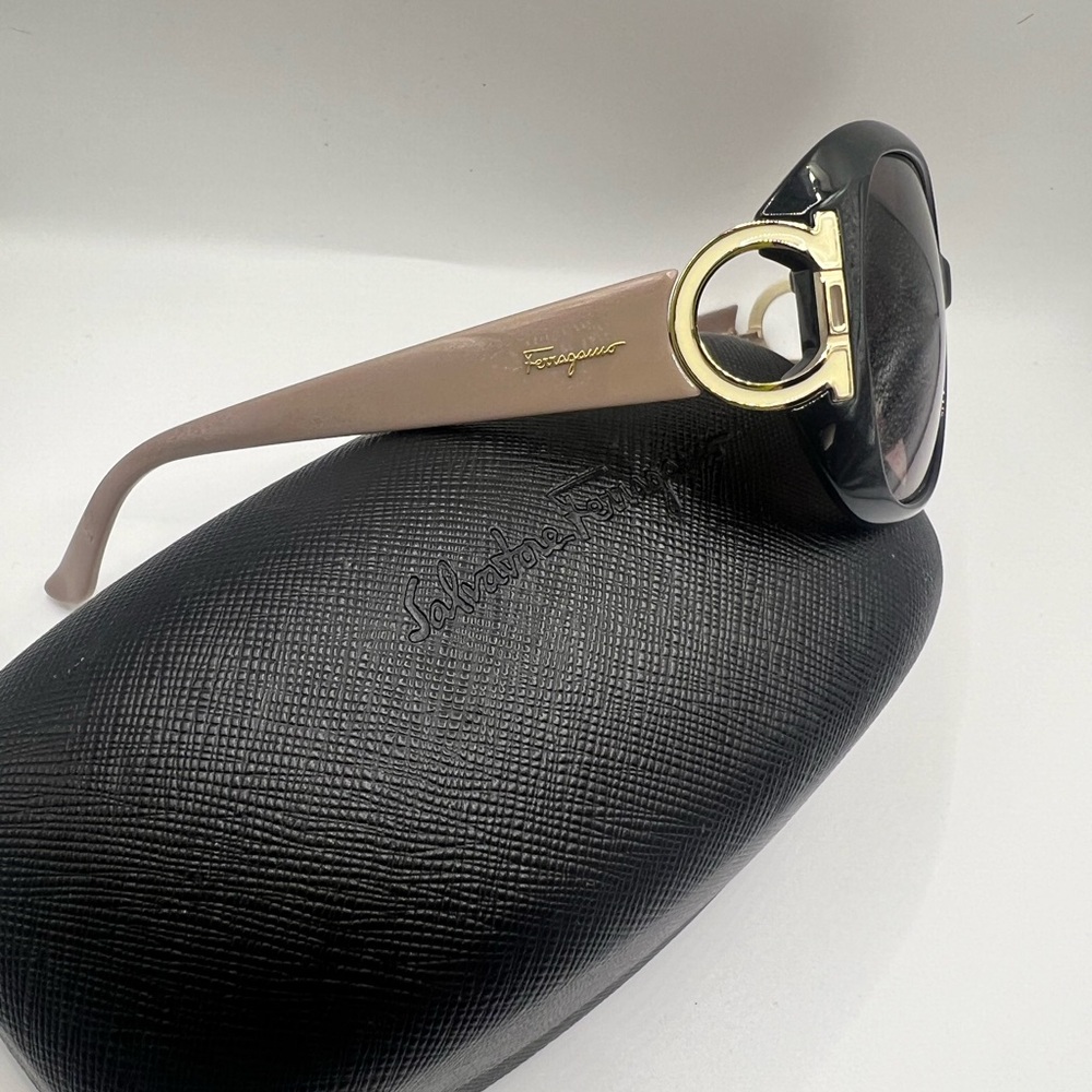 Great Condition Nothing Wrong With It - image 2